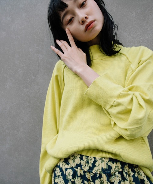 Munich（ミューニック）の「カシミヤコットンリブ＆ジャージモックネックプルオーバー（ニット/セーター・レディース・イエロー/ブラック/ベージュ/ブルー・FREE）」の13枚目の写真