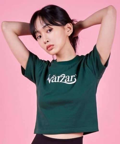 VARZAR(バザール)の「VARZAR(バザール)/Leaf VZ Logo Crop T-Shirts/VZ ロゴ クロップ Tシャツ(Tシャツ/カットソー・レディース・ホワイト/ブラック/グリーン/アイボリー・S/M)」の2枚目の写真