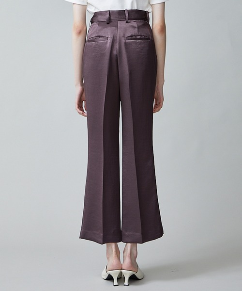 city（シティ）の「【CITY】ソフトリンクルサテンセミフレアーパンツ（その他パンツ・レディース・ネイビー/ブラウン・1/2）」の11枚目の写真