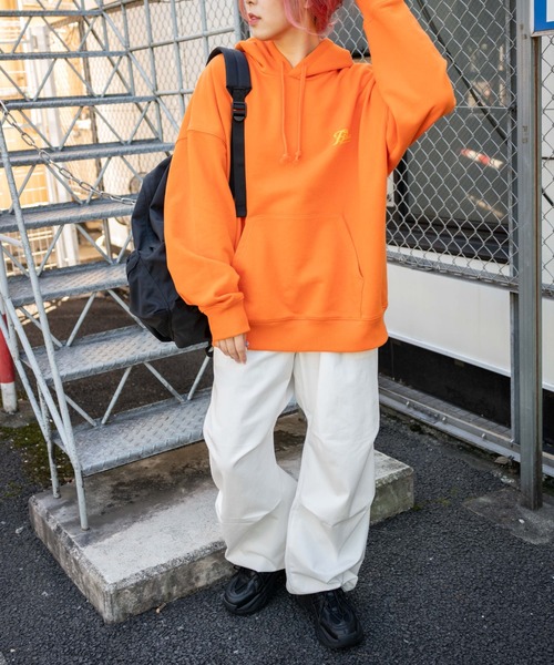 WEGO（ウィゴー）の「WEGO/ヘビーウエイト FACTORYロゴプルパーカー（パーカー・メンズ・ホワイト/ネイビー/オレンジ/オートミール・MEDIUM/LARGE）」の19枚目の写真