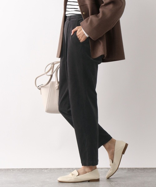 GLOBAL WORK（グローバルワーク）の「ウツクシルエットコーデュロイテーパードパンツ/268965（その他パンツ・レディース・アッシュグレー/オレンジ/ブルー/モカ/スミクロ/グリーン系その他6・SMALL/MEDIUM/LARGE/X-SMALL）」の11枚目の写真