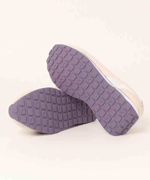 PUMA(プーマ)の「PUMA プーマ ウィメンズ クルーズライダー サテン スニーカー(スニーカー・レディース・ホワイト/ホワイト×ホワイト・22.5cm/23.5cm/24.5cm/25.5cm/23.0cm/24.0cm/25.0cm/22.0cm)」の15枚目の写真