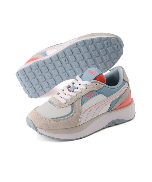 PUMA(プーマ)の「PUMA プーマ ウィメンズ クルーズライダー サテン スニーカー(スニーカー・レディース・ホワイト/ホワイト×ホワイト・22.5cm/23.5cm/24.5cm/25.5cm/23.0cm/24.0cm/25.0cm/22.0cm)」の3枚目の写真