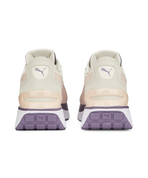 PUMA(プーマ)の「PUMA プーマ ウィメンズ クルーズライダー サテン スニーカー(スニーカー・レディース・ホワイト/ホワイト×ホワイト・22.5cm/23.5cm/24.5cm/25.5cm/23.0cm/24.0cm/25.0cm/22.0cm)」の9枚目の写真