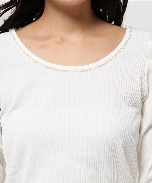 one after another NICE CLAUP（ワンアフターアナザーナイスクラップ）の「【ナイスクラップ】リブパワショルパールプルオーバー（Tシャツ/カットソー・レディース・オフホワイト/アイボリー/グレー/ネイビー・FREE）」の8枚目の写真