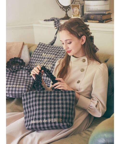 Maison de FLEUR（メゾンドフルール）の「チェックフリルハンドル