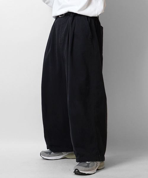 ILL'S(イルズ)の「ビッグシルエット ツイル / デニム イージーワイドバルーンパンツ 【ILL'S / イルズ】(デニムパンツ・メンズ・ホワイト/ブラウン/ネイビー/チャコールグレー/カーキ/スミクロ/サックスブルー・M/L)」の3枚目の写真