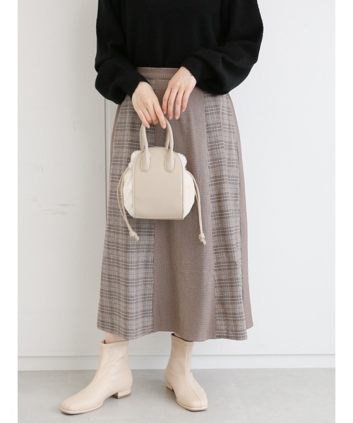 ehka sopo（エヘカソポ）の「ストレッチショートブーツ（ブーツ・レディース・ベージュ/モカ/ブラック・MEDIUM/LARGE）」の5枚目の写真