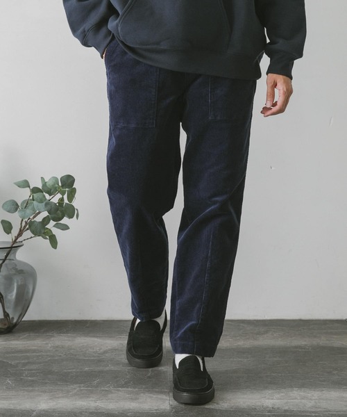 URBAN RESEARCH DOORS(アーバンリサーチドアーズ)の「コーデュロイテーパードベイカーパンツ(その他パンツ・メンズ・オレンジ系その他/オリーブ/ネイビー・SMALL/MEDIUM/LARGE)」の5枚目の写真