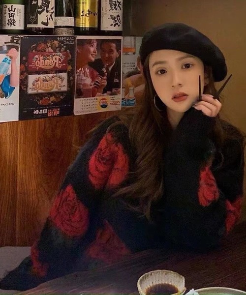 AsRiRe（アスリレイ）の「【AsRiRe】花柄ニットプルオーバー（ニット/セーター・レディース・ブラック/レッド・M）」の20枚目の写真