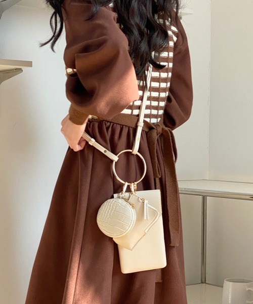 DIAVEL（ディアベル）の「ミニバッグ3点セット サコッシュ ポーチ（ボディバッグ/ウエストポーチ・レディース・ホワイト/ブラック・F）」の14枚目の写真