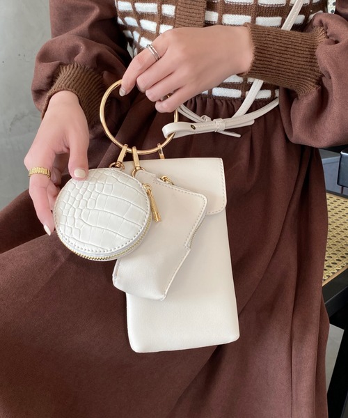 DIAVEL（ディアベル）の「ミニバッグ3点セット サコッシュ ポーチ（ボディバッグ/ウエストポーチ・レディース・ホワイト/ブラック・F）」の17枚目の写真