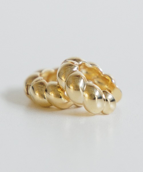 flower（フラワー）の「ドーナッツフープピアス（ピアス（片耳用）・レディース・ゴールド・FREE）」の8枚目の写真