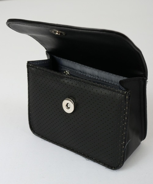 CECIL McBEE（セシルマクビー）の「CECIL McBEE bon voyage ベルトポーチ（ボディバッグ/ウエストポーチ・レディース・ブラック/ホワイト/ピンク・F）」の14枚目の写真