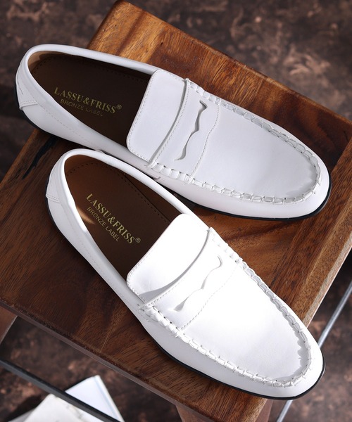 LASSU&FRISS（ラスアンドフリス）の「軽量 ドライビングローファー（ローファー・メンズ・ブラウン系その他/ブラック系その他/ベージュ/ネイビー/ホワイト/ブラウン/ブラック/グレー/ダークブラウン/レッド/ワイン・44/39/41/40/43/42）」の2枚目の写真