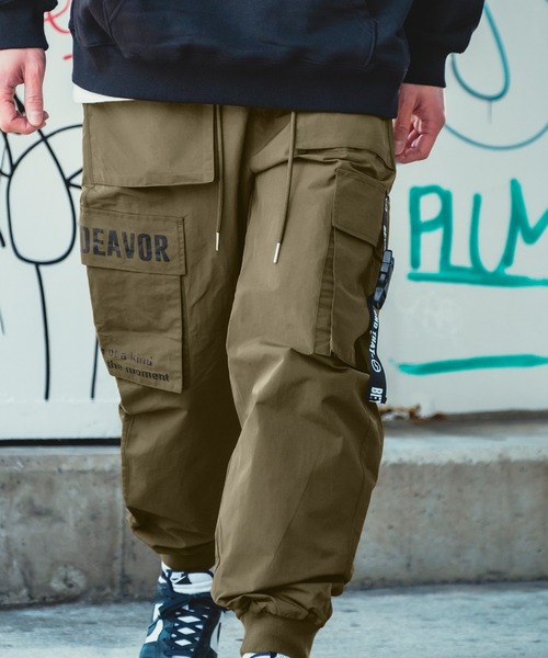 improves（インプローブス）の「サイド バックル ロゴプリント カーゴパンツ（カーゴパンツ・メンズ・ベージュ/オリーブ/ブラック・MEDIUM/LARGE）」の7枚目の写真
