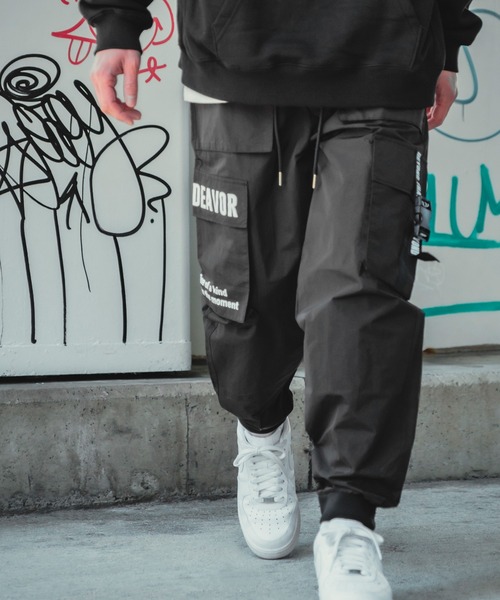 improves（インプローブス）の「サイド バックル ロゴプリント カーゴパンツ（カーゴパンツ・メンズ・ベージュ/オリーブ/ブラック・MEDIUM/LARGE）」の16枚目の写真