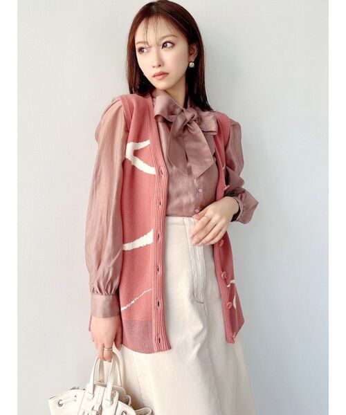 RESEXXY（リゼクシー）の「ニュアンスパターンニットベスト【セットアップ着用可能】（ベスト・レディース・ブラック/ピンク/イエロー・FREE）」の19枚目の写真