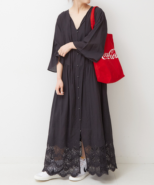 Spick & Span（スピックアンドスパン）の「エンブロイダリー