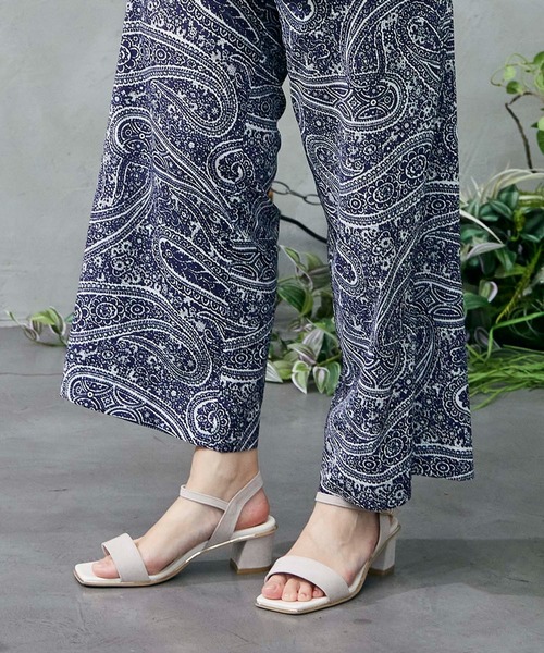 carino（カリーノ）の「スクエアトゥストラップサンダル（サンダル・レディース・クリーム/ダークブラック/レッド・22.5cm/23cm/23.5cm/24cm/24.5cm）」の21枚目の写真