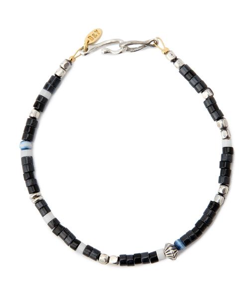BEAUTY&YOUTH UNITED ARROWS（ビューティーアンドユースユナイテッドアローズ）の「BY ナチュラル ビーズ ブレス◆（ブレスレット・メンズ・ホワイト/ブラック/ターコイズブルー/ネイビー/その他1・フリー）」の2枚目の写真