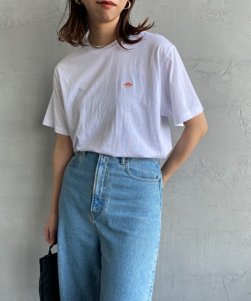 DANTON（ダントン）の「[DANTON/ダントン] ワンポイントロゴ クルーネックTシャツ（Tシャツ/カットソー・レディース・レッド/サックスブルー/ピンク/ブラック/ホワイト/グレー/ネイビー/グレイッシュベージュ・M/S）」の11枚目の写真