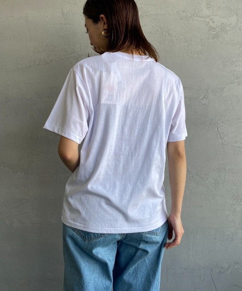 DANTON（ダントン）の「[DANTON/ダントン] ワンポイントロゴ クルーネックTシャツ（Tシャツ/カットソー・レディース・レッド/サックスブルー/ピンク/ブラック/ホワイト/グレー/ネイビー/グレイッシュベージュ・M/S）」の18枚目の写真