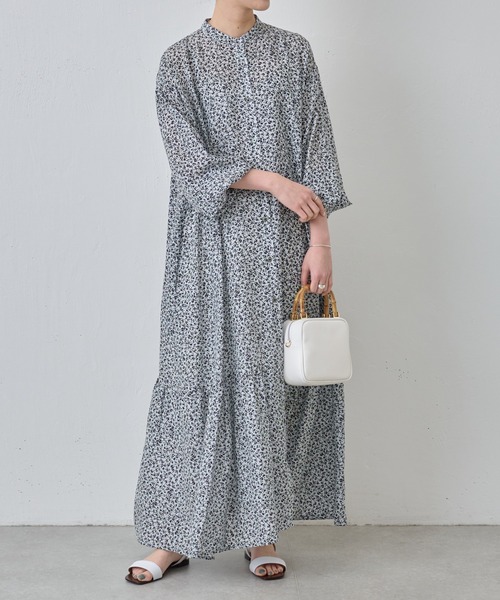 BEARDSLEY(ビアズリー)の「プリントワンピース(ワンピース・レディース・ライトグレー・FREE)」の1枚目の写真