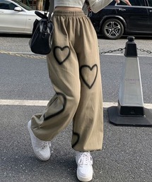 SONA | KICKSEWING ハートペイントワイドジョガーバンディングパンツ(スウェットパンツ)