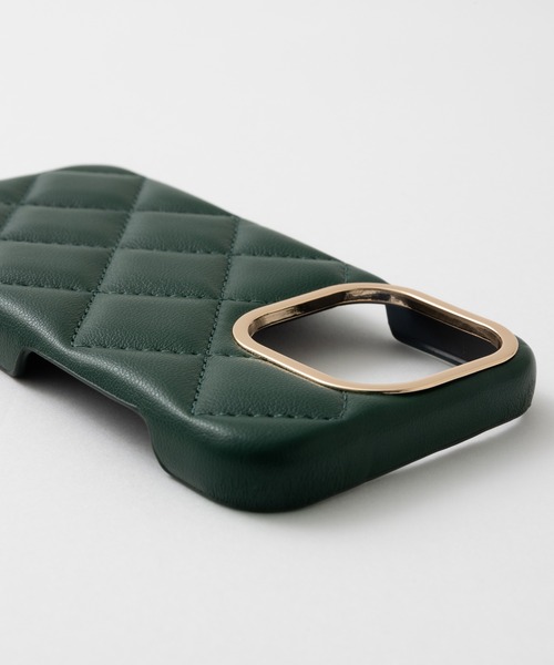 emonique（エモニーク）の「iPhone PUレザー キルティングデザイン ストラップ付スマホケース カバー 【11/11pro/12/12pro/13/13pro/14/14pro/15/15Pro/16/16pro/16e/17/17pro/Air対応】（スマホケース/カバー・レディース・ブラック/パープル/ベージュ/グリーン/ピンク・iPhone 11/iPhone 11 Pro/iPhone 12/iPhone 12 Pro/iPhone 13/iPhone 13 Pro/iPhone 14/iPhone 14 Pro/iPhone 15 Pro/iPhone 15/iPhone 16/iPhone 16 Pro/iPhone 16e/iPhone 17/iPhone 17 Pro/iPhone Air）」の22枚目の写真