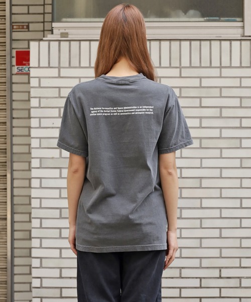 ROOPTOKYO(ループトウキョウ)の「EAGLE WARM ROCK TEE 半袖Tシャツ 古着風 グラフィック(Tシャツ/カットソー・レディース・ホワイト/チャコール・FREE)」の4枚目の写真