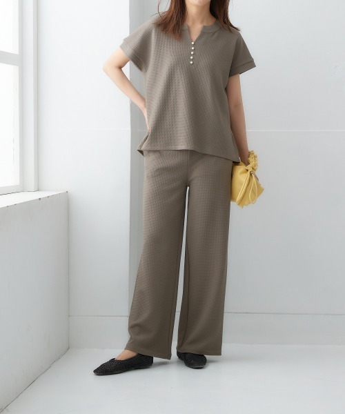 nissen(ニッセン)の「ふくれジャガードカットソーパール調ビーズ付スキッパートップス(Tシャツ/カットソー・レディース・ブラック/グリーン/モカ・S/M/L/LL)」の9枚目の写真