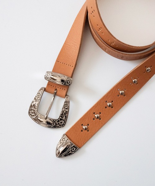 Iroquois(イロコイ)の「IROQUOIS イロコイ / STUDS MEDALLION BELT イタリアンレザースタッズメダリオンベルト / 877101(ベルト・メンズ・ベージュ/ブラック・FREE)」の8枚目の写真