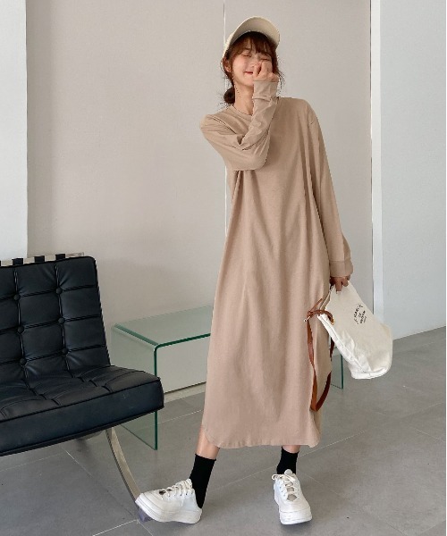 ad thie(アドティエ)の「サイドスリット Tシャツ ワンピース(ワンピース・レディース・ブルー/チャコール/ブラック/ブラウン/ダークブラウン・FREE/LL)」の20枚目の写真
