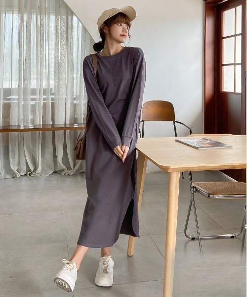 ad thie(アドティエ)の「サイドスリット Tシャツ ワンピース(ワンピース・レディース・ブルー/チャコール/ブラック/ブラウン/ダークブラウン・FREE/LL)」の11枚目の写真
