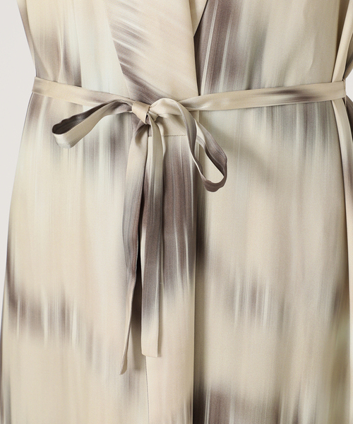 CHICS（シックス）の「【CHICS/シックス】別注ロングガウン（その他トップス・レディース・ベージュ・FREE）」の20枚目の写真