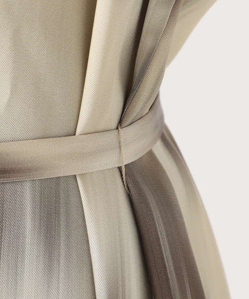 CHICS（シックス）の「【CHICS/シックス】別注ロングガウン（その他トップス・レディース・ベージュ・FREE）」の11枚目の写真