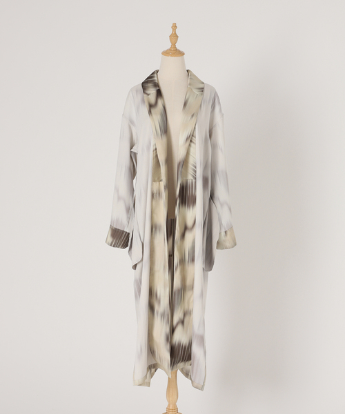 CHICS（シックス）の「【CHICS/シックス】別注ロングガウン（その他トップス・レディース・ベージュ・FREE）」の6枚目の写真