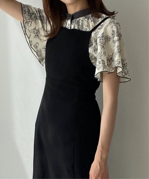 RAY CASSIN(レイカズン)の「フレア袖柄ブラウス(シャツ/ブラウス・レディース・ブラック/グレー/オフホワイト/キナリ・FREE)」の2枚目の写真