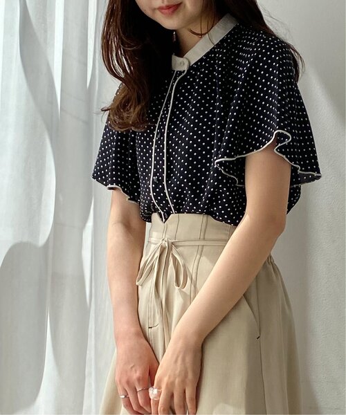 RAY CASSIN(レイカズン)の「フレア袖柄ブラウス(シャツ/ブラウス・レディース・ブラック/グレー/オフホワイト/キナリ・FREE)」の7枚目の写真