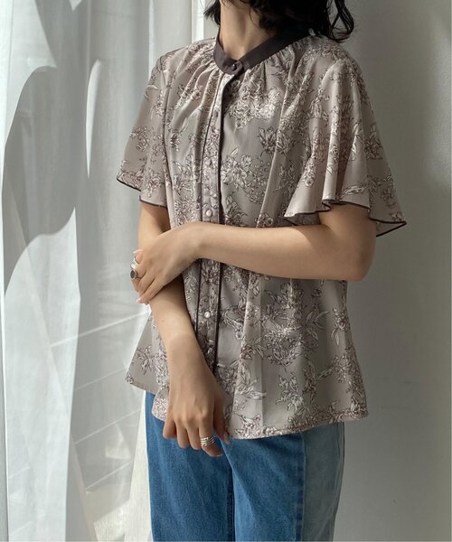 RAY CASSIN(レイカズン)の「フレア袖柄ブラウス(シャツ/ブラウス・レディース・ブラック/グレー/オフホワイト/キナリ・FREE)」の21枚目の写真