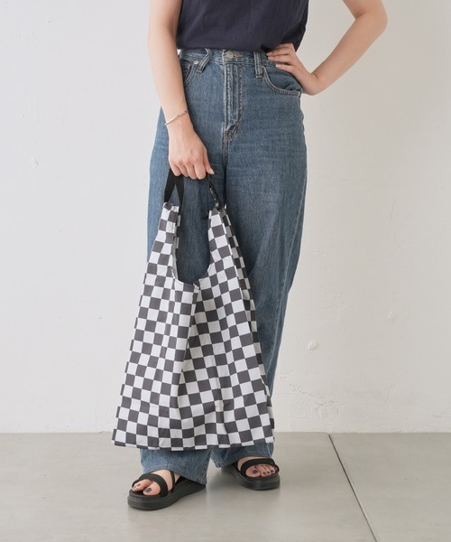 Actually（アクチュアリー）の「ブロックチェック マルシェトート（ハンドバッグ・レディース・ブラック/グリーン/ブルー・フリー）」の8枚目の写真