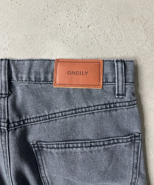 ONCILY（オンシェリー）の「SIDE LINE DENIM PANTS / サイドラインデニムパンツ（デニムパンツ・メンズ・グレー/ライトブルー・MEDIUM/SMALL/LARGE）」の22枚目の写真