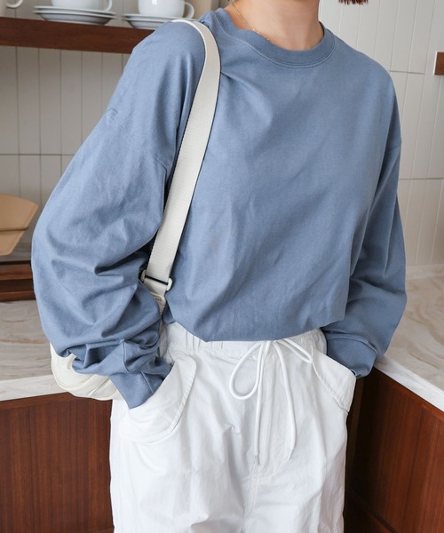 andme(アンドミー)の「タックボリューム袖長袖Tシャツ(Tシャツ/カットソー・レディース・ブラック/ホワイト×ブラック/ブラウン/ベージュ系その他/ブルーグレー/スミクロ/オフホワイト・M)」の13枚目の写真