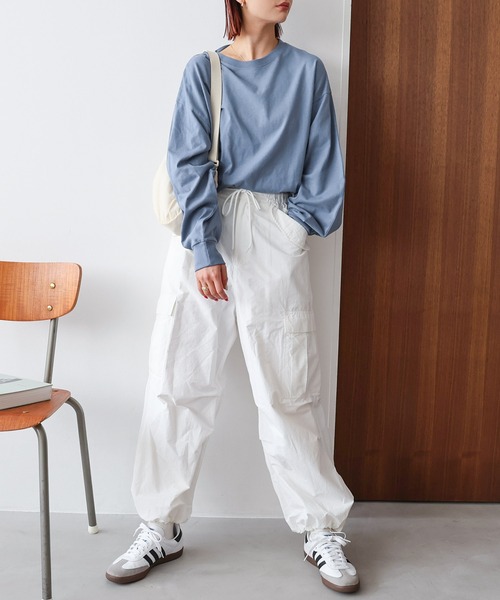 andme(アンドミー)の「タックボリューム袖長袖Tシャツ(Tシャツ/カットソー・レディース・ブラック/ホワイト×ブラック/ブラウン/ベージュ系その他/ブルーグレー/スミクロ/オフホワイト・M)」の16枚目の写真