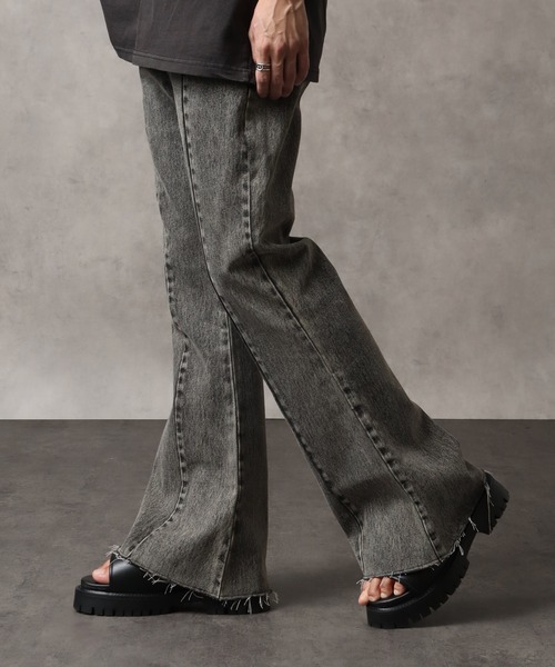 welise（ウェライズ）の「【welise/ウェライズ】13ozハイグレードデニム ダメージヘム ビューティフルフィットフレアパンツ/デニムパンツ ベルボトム（デニムパンツ・メンズ・ケミカルウォッシュ/ブラック系その他/ブラック×ブルー/ブラック/グレー/ブラック系その他2/ダークブラック/ライトインディゴブルー/ベージュ・L/M/S）」の19枚目の写真