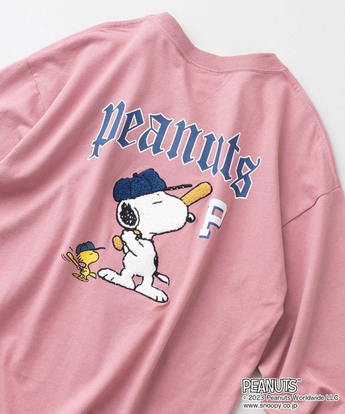 PEANUTS(ピーナッツ)の「【OUTDOOR PRODUCTS/アウトドアプロダクツ】【PEANUTS/ピーナッツ】 コラボ ドロップショルダーロンT スヌーピー チャーリー・ブラウン ウッドストック(Tシャツ/カットソー・メンズ・ピンク系その他/オフホワイト/ホワイト/ブルー系その他・MEDIUM/LARGE/X-LARGE/SMALL)」の4枚目の写真