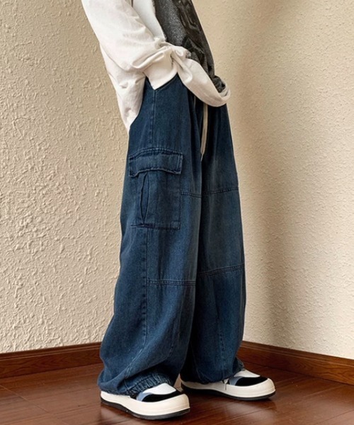 ROOPTOKYO（ループトウキョウ）の「デニムワイドカーゴパンツ（カーゴパンツ・メンズ・ブルー/ブラック/ブラック系その他・M/L/XL）」の16枚目の写真