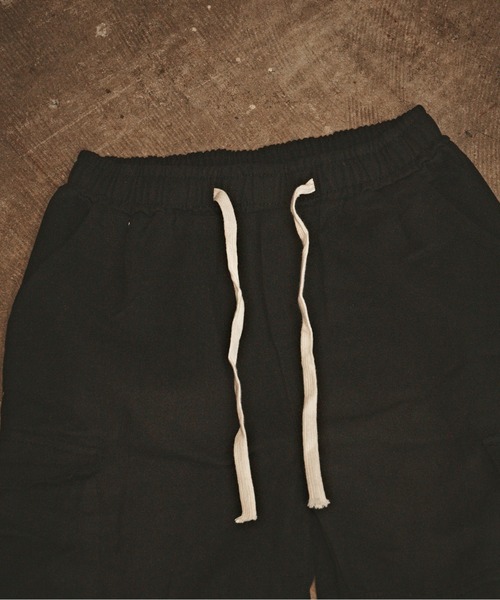 ROOPTOKYO（ループトウキョウ）の「デニムワイドカーゴパンツ（カーゴパンツ・メンズ・ブルー/ブラック/ブラック系その他・M/L/XL）」の18枚目の写真