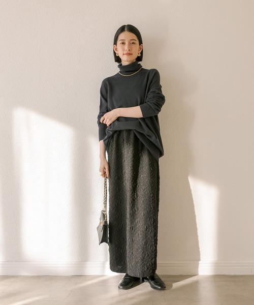 RIVE DROITE（リヴドロワ）の「ウール100コクーンタートルニット（ニット/セーター・レディース・オフホワイト/グリーン/ネイビー/ベージュ・FREE）」の6枚目の写真